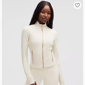 Lululemon Define Cropped Nulu Jacket